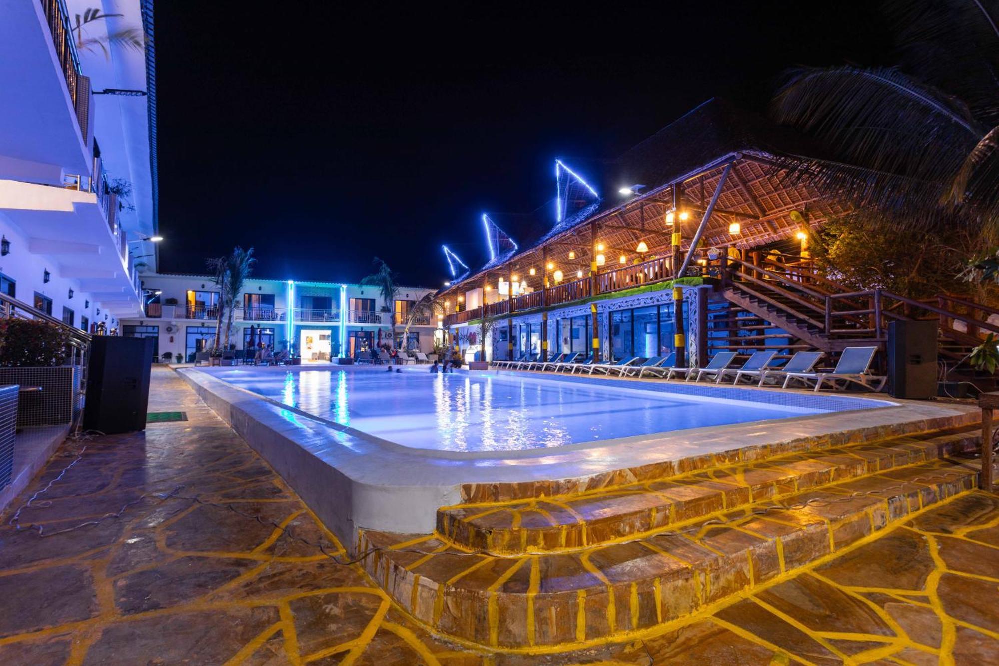 Canary Hotel & Spa Nungwi Extérieur photo